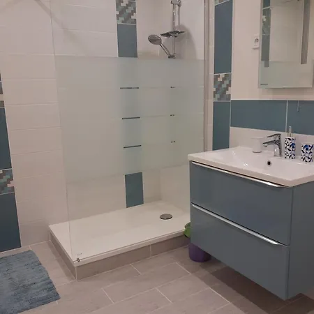 Bed & Breakfast Maison Callonguet