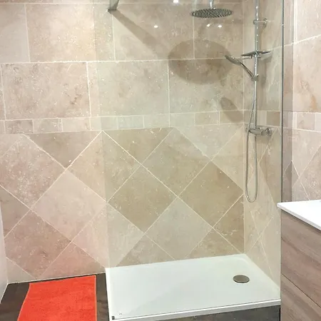 Maison Callonguet Bed & Breakfast *